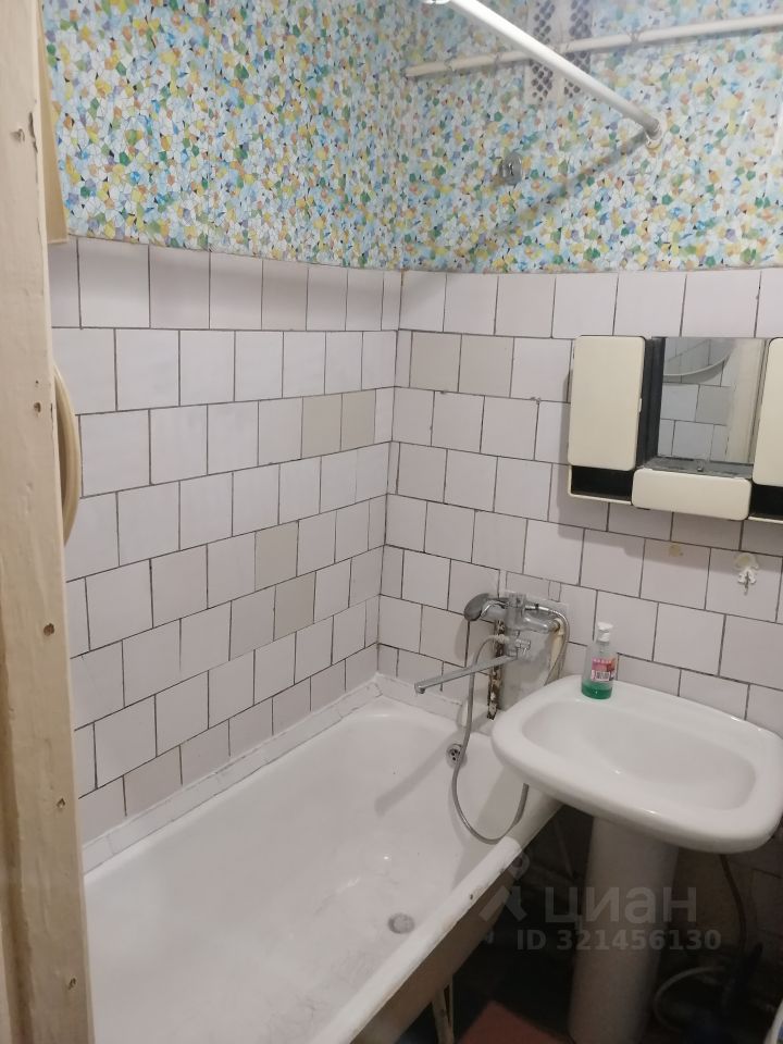 Невельского - 27 №4