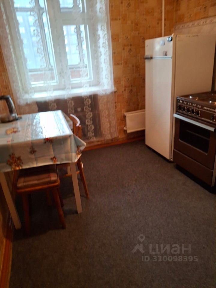 Большевистская - 48/2 №1