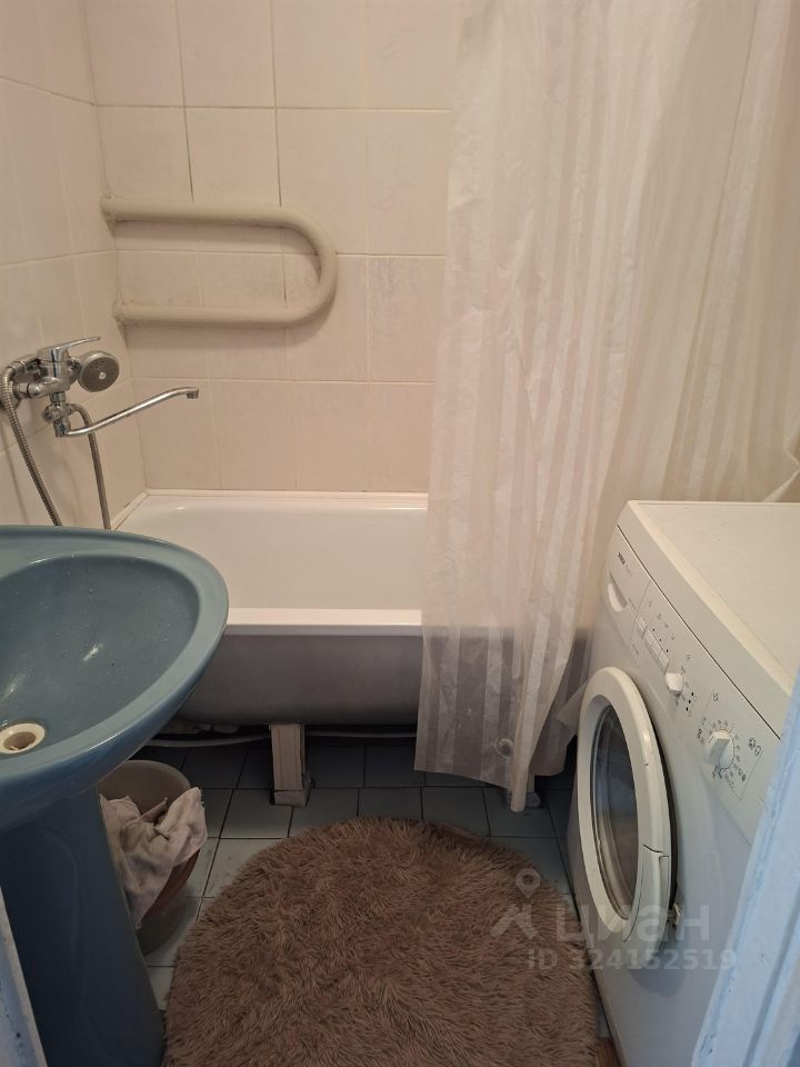 Челюскинцев - 15 №6