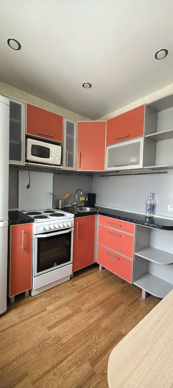 ул. Немировича-Данченко, д.30 №1