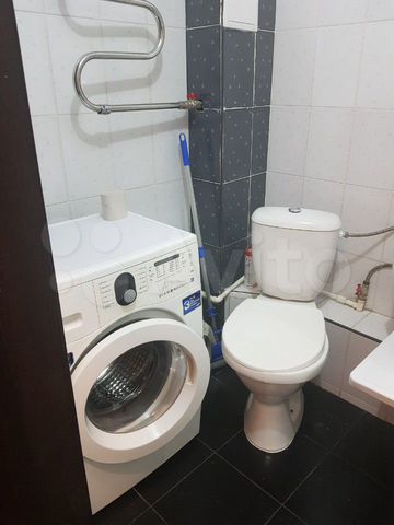 Толстого - 56 №1