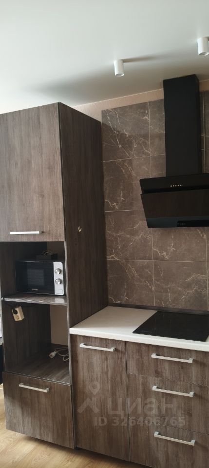 Серафимовича - 18 №8