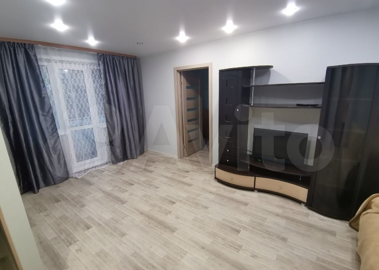 Есенина - 65 №4