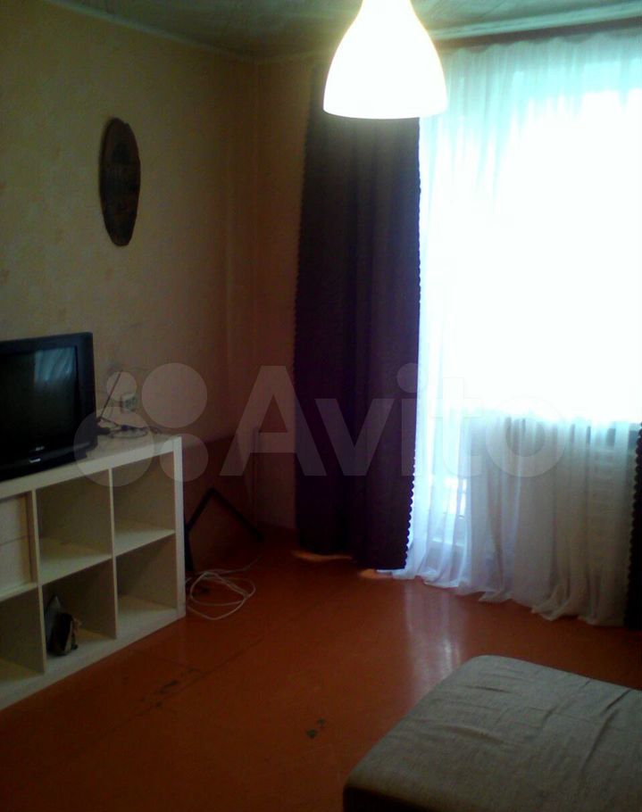 Киевская - 12 №6