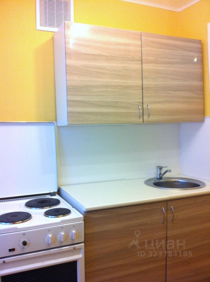 Красный проспект - 81 №3