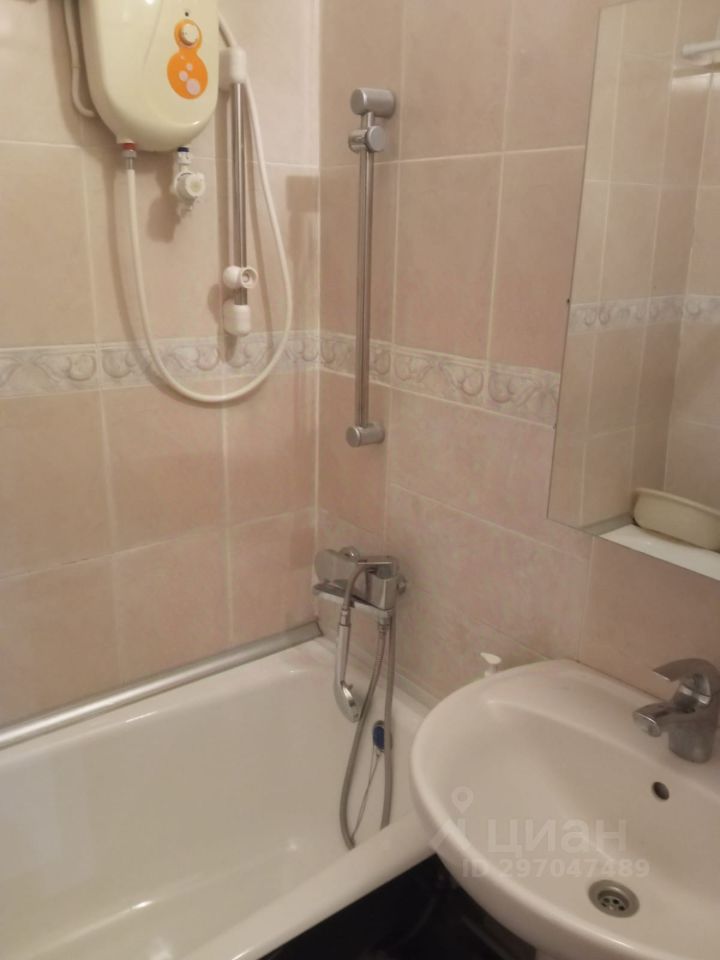 Учительская - 24/1 №12