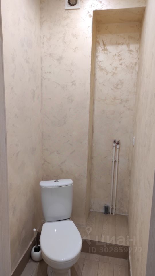 Райсовета площадь - 8 №1