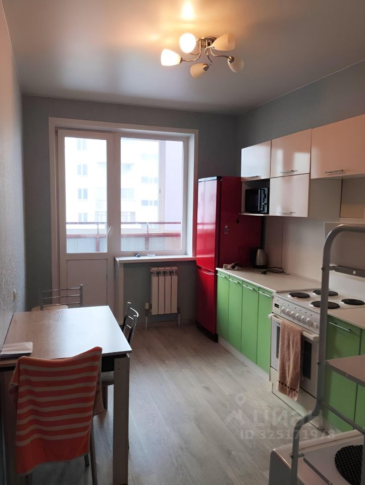 25 лет Октября - 14/3 №8