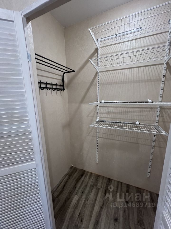 Есенина - 67 №4