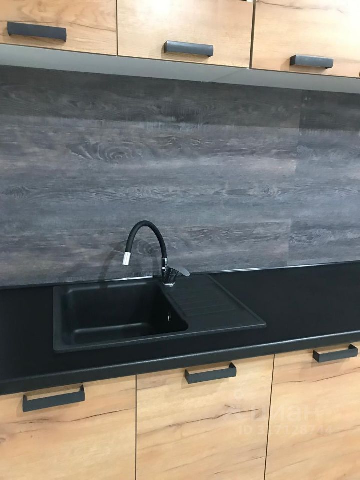 Военная - 16 №6