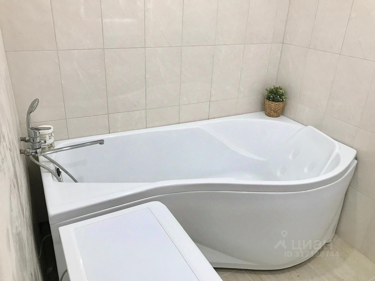 Военная - 16 №14