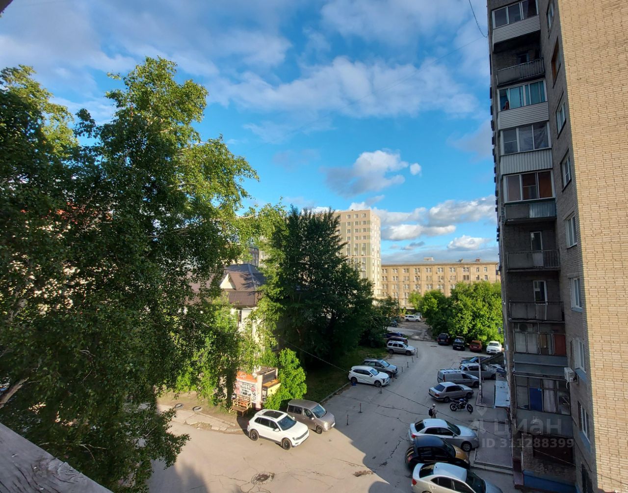 Красный проспект - 90 №3