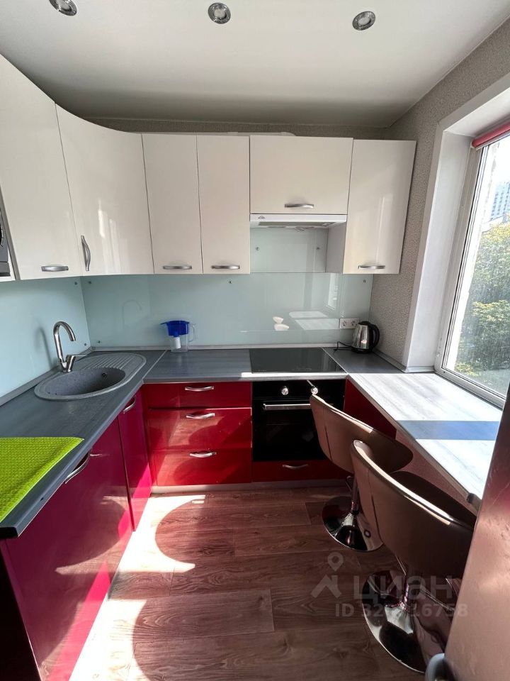 Ватутина  - 75/1 №11