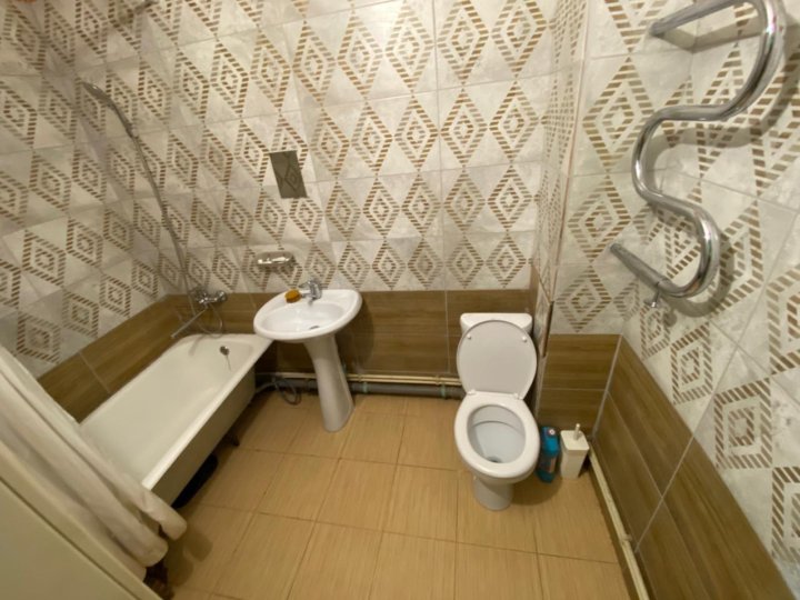 ул. Петухова, д.150 №1