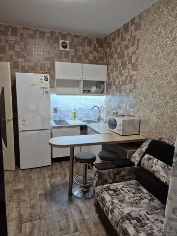 Большевистская - 96/1 №1