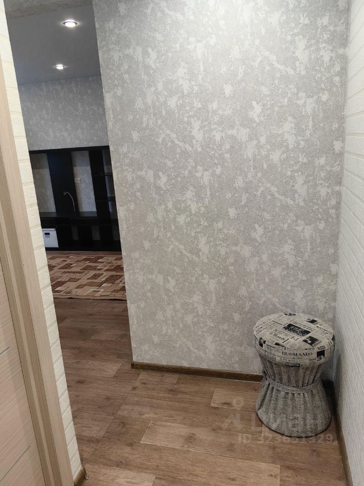 Выставочная - 13 №3