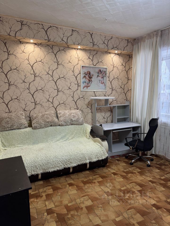 Лобова - 40 №9