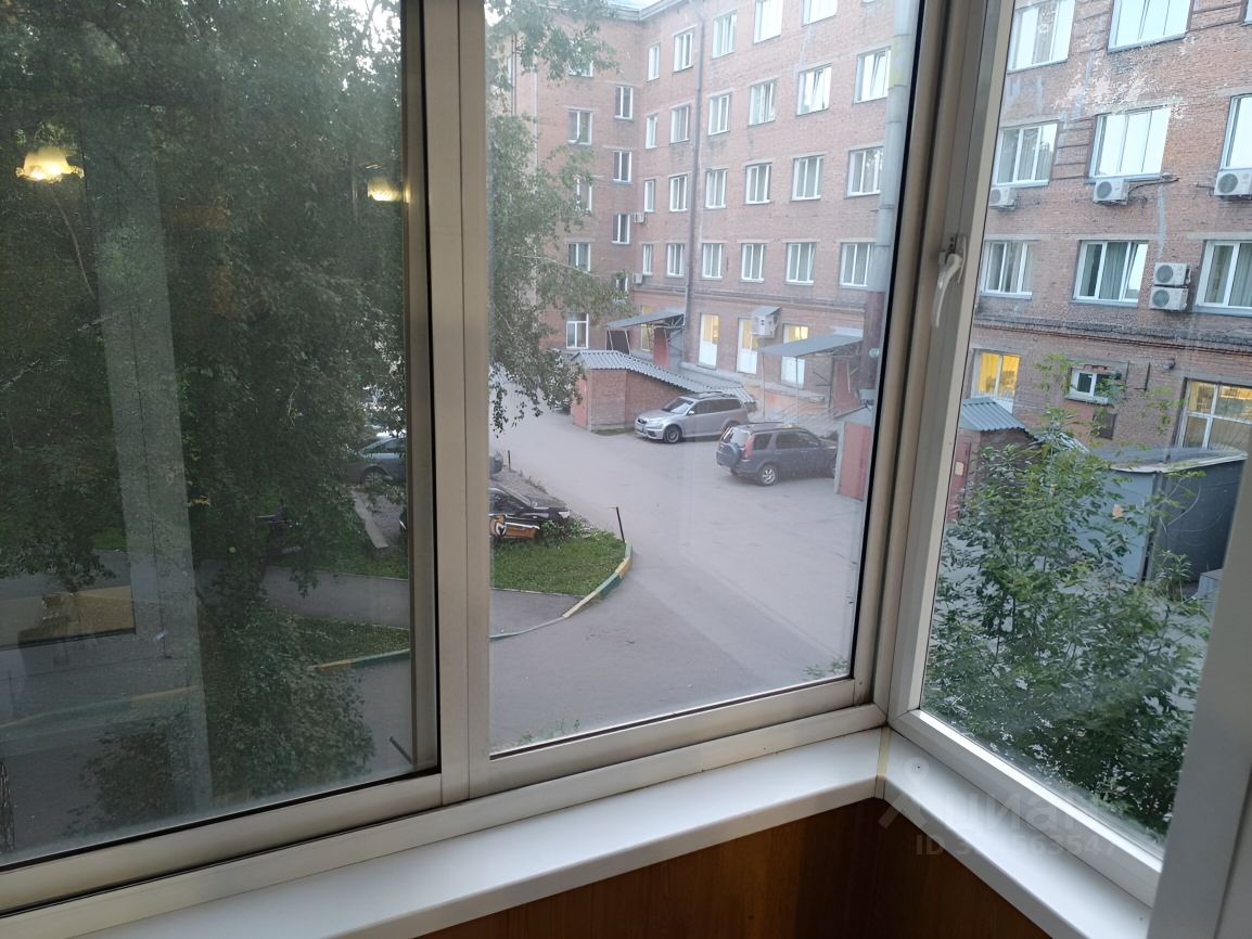 Дзержинского проспект - 32/1 №1