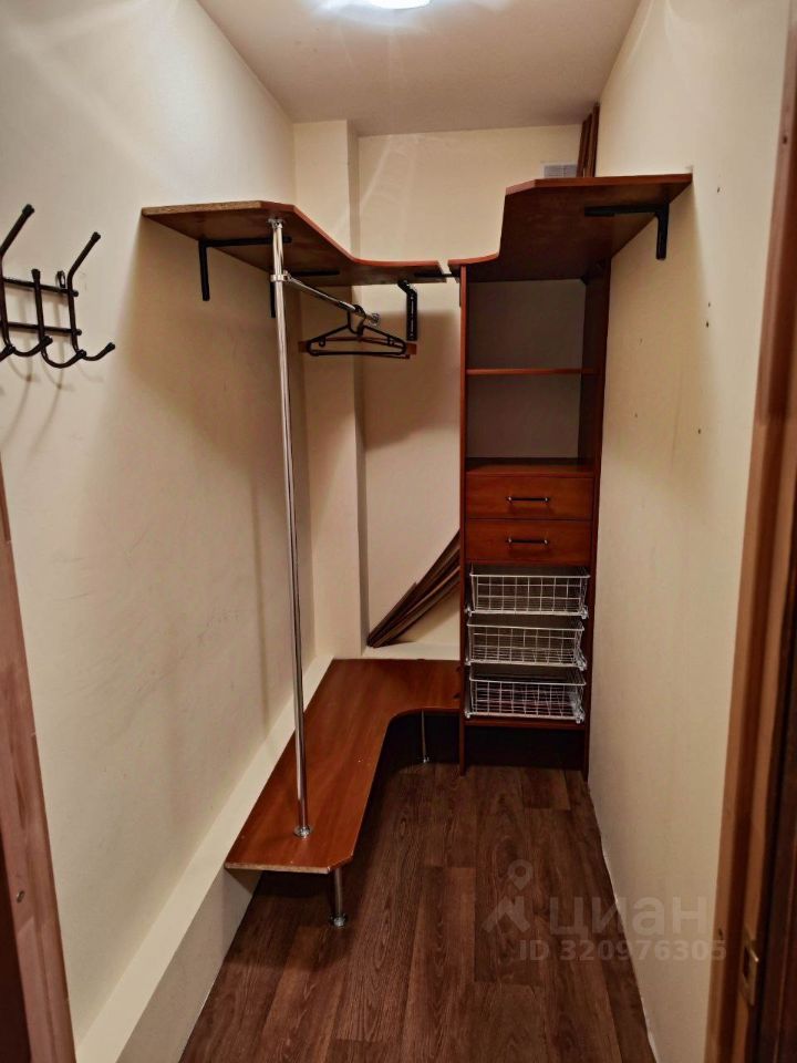 Большевистская - 128 №1