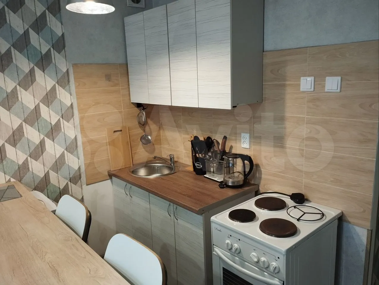 Красный проспект - 323 №1