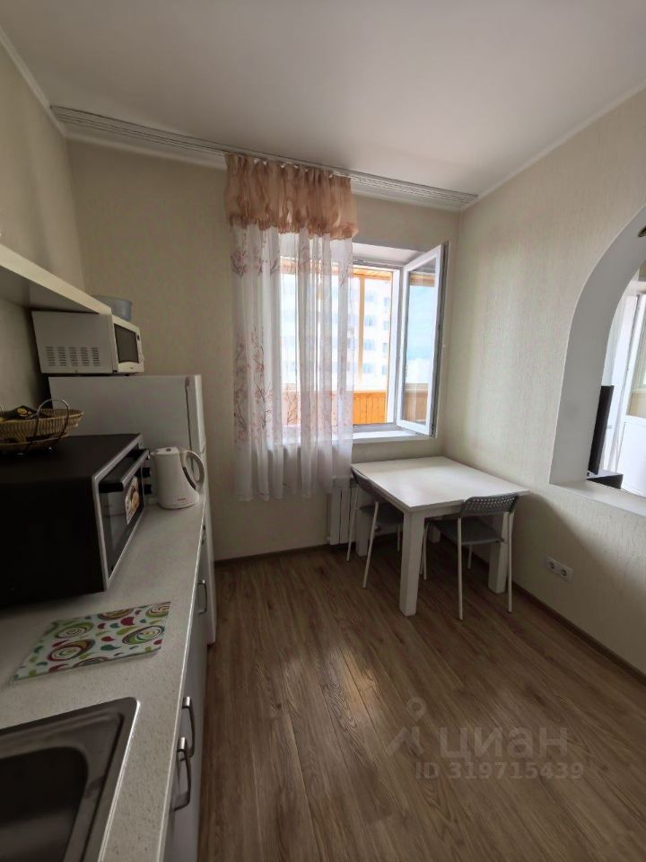 Романова - 60 №1