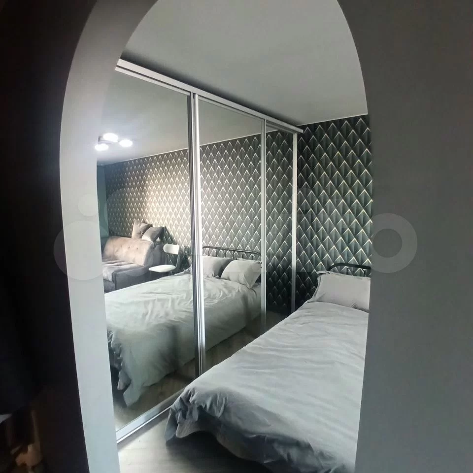 Челюскинцев - 18 №5