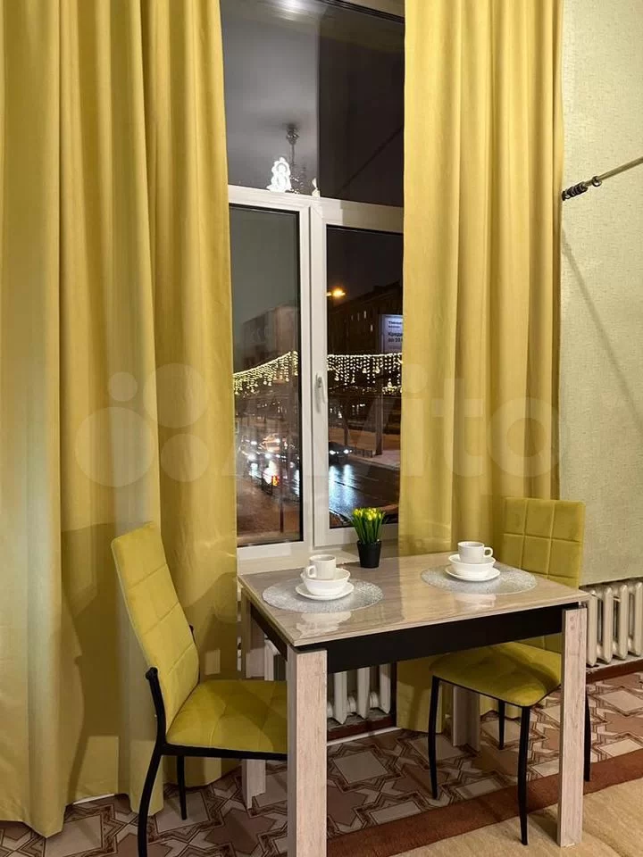 Красный проспект - 13 №14