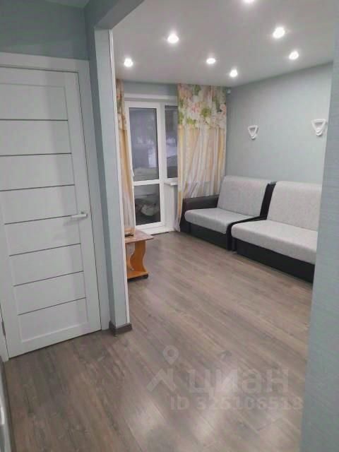 Есенина - 35 №8