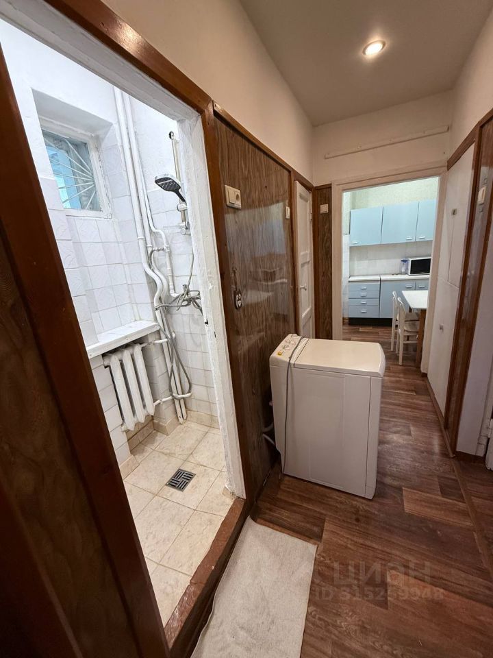 Красный проспект - 11 №6