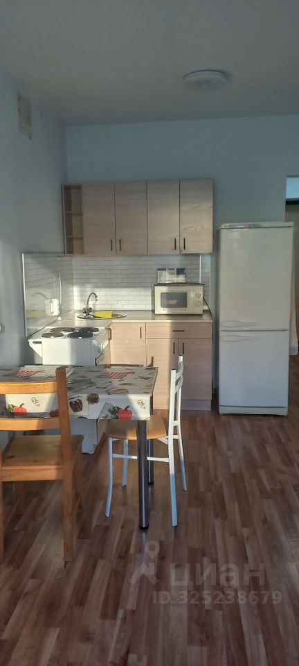 Романтиков - 9 №1