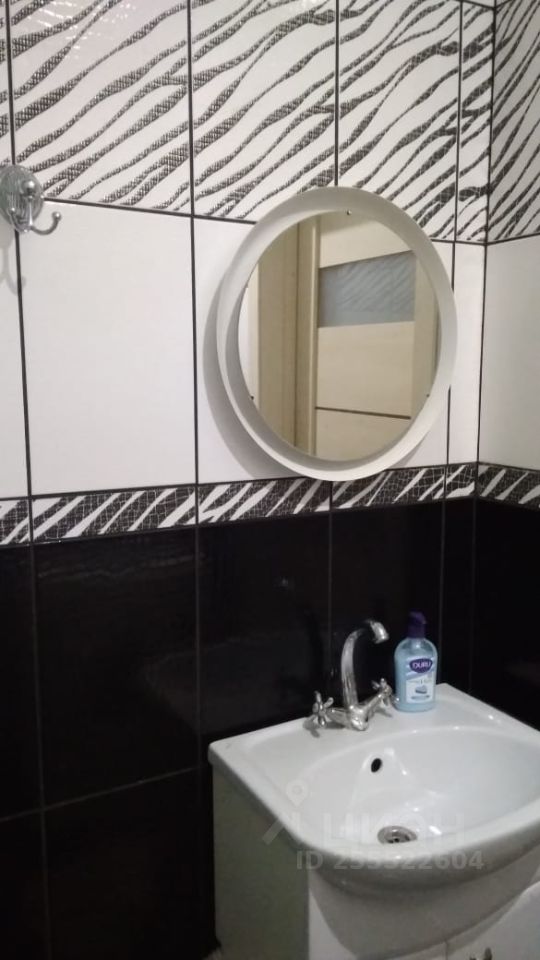 Твардовского - 22 №8