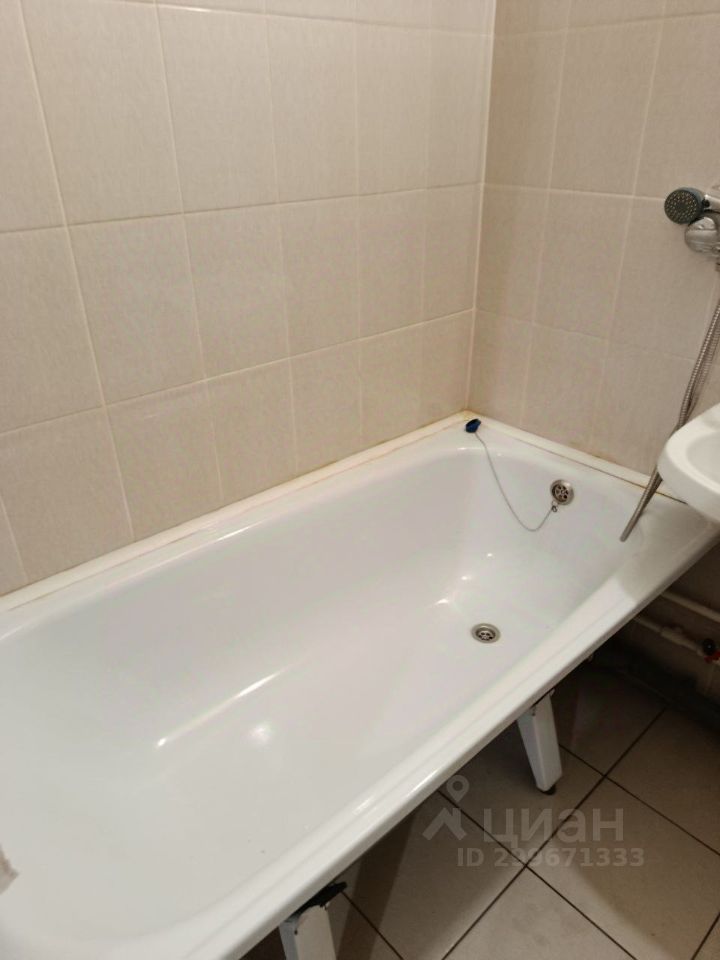 Петухова - 105 №3