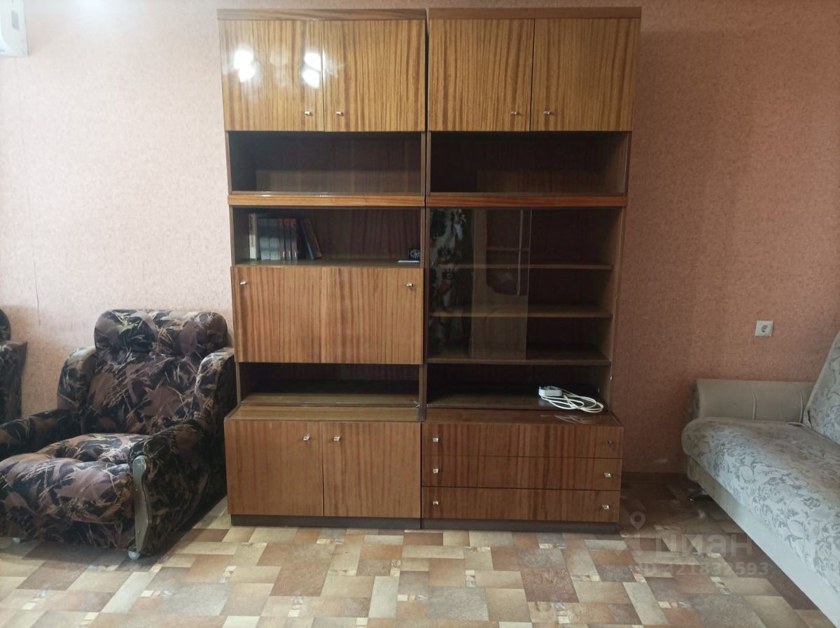 Титова - 196 №10