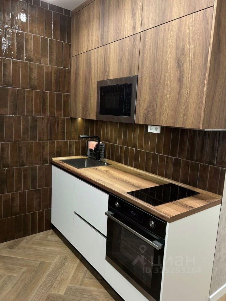 Ленинградская - 340 №5