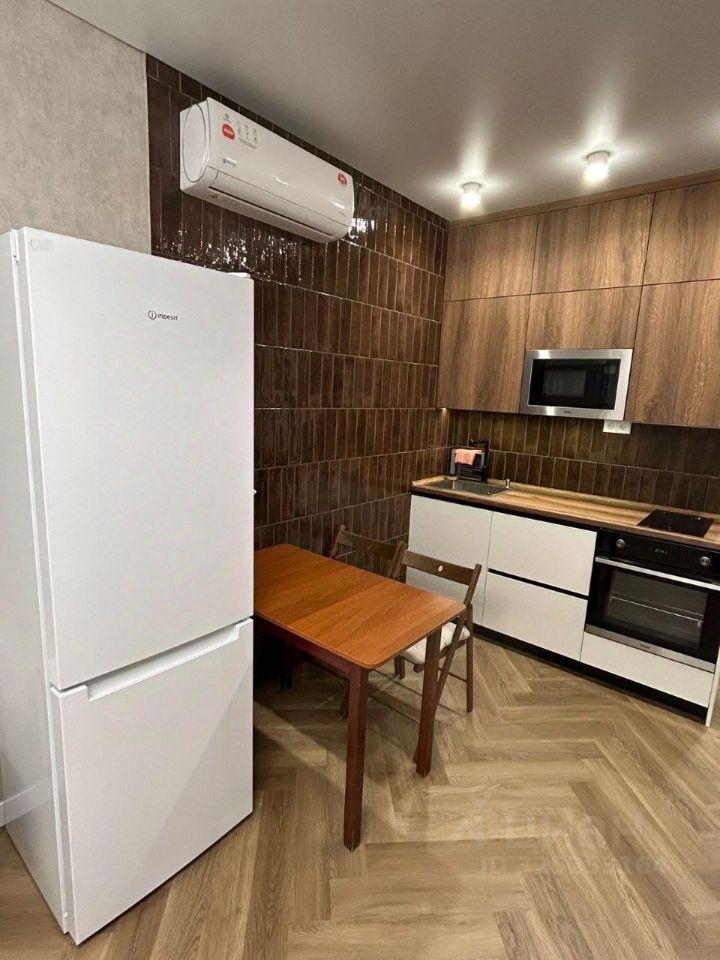 Ленинградская - 340 №2