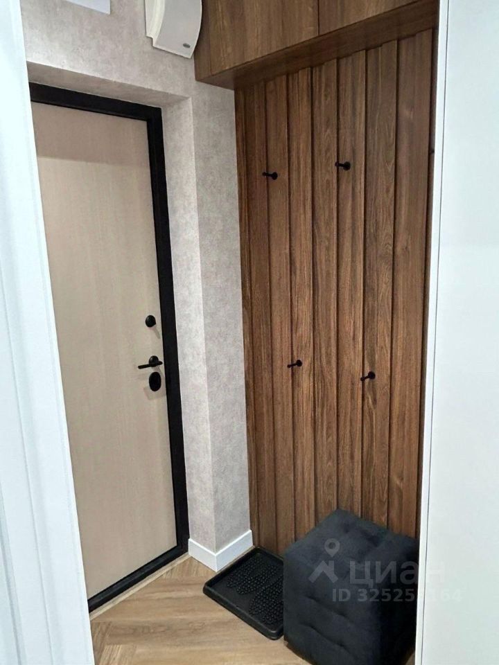 Ленинградская - 340 №1