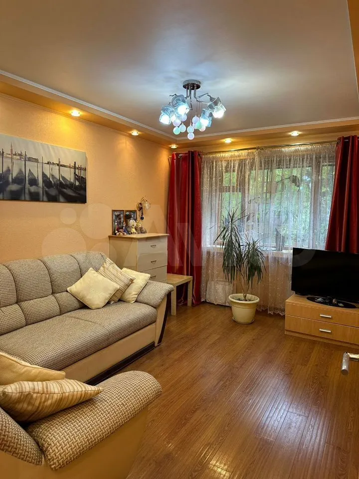 Блюхера - 51 №10