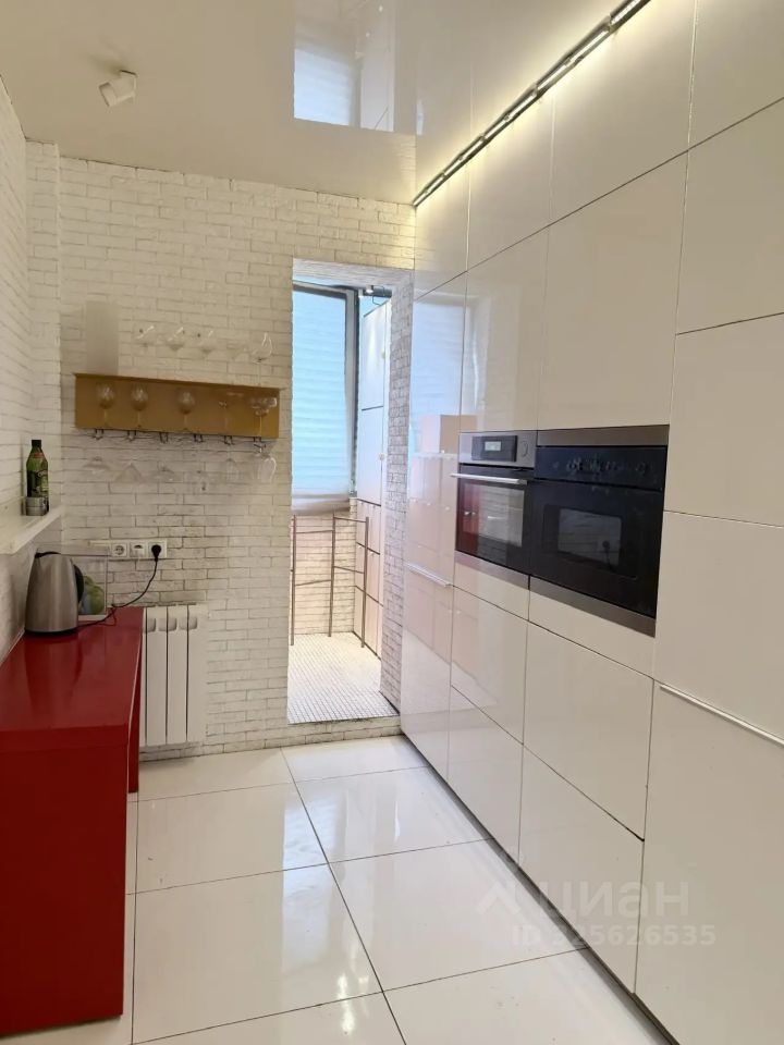 Широкая - 137 №4