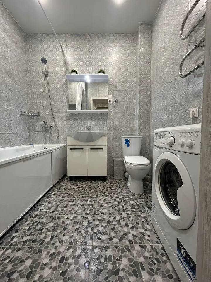 Большевистская - 32/1 №11