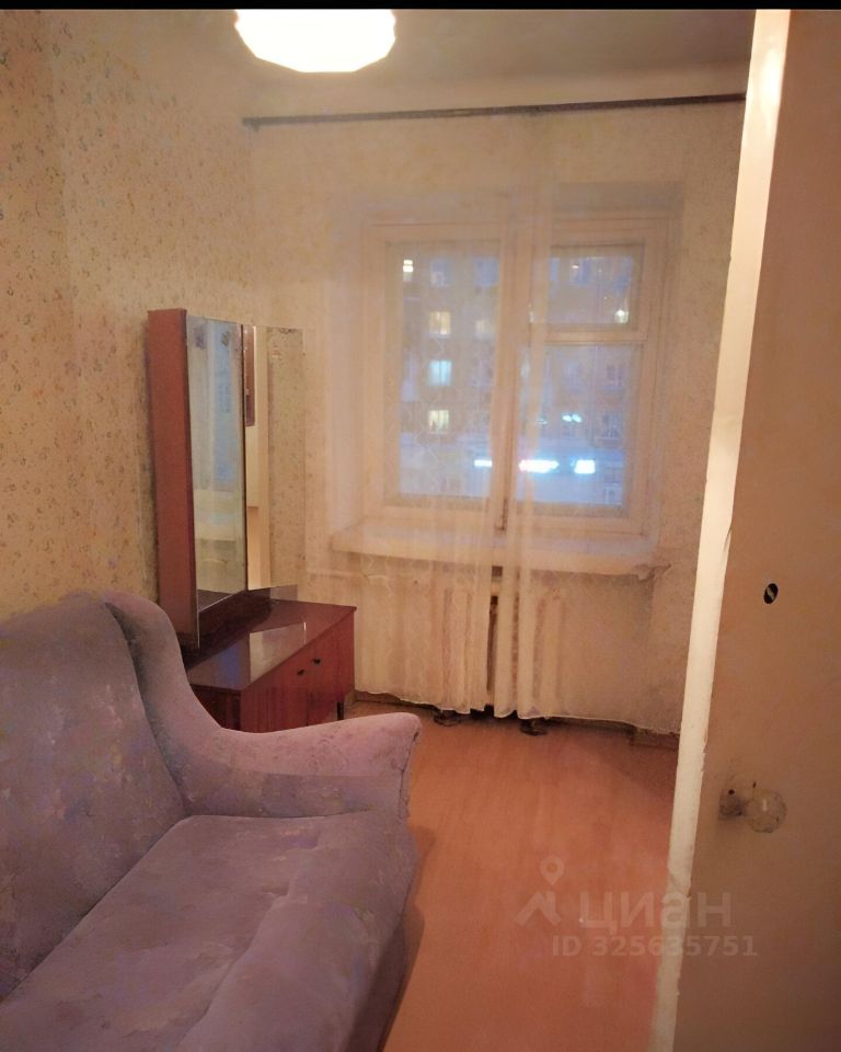 Карла Маркса площадь - 10 №1