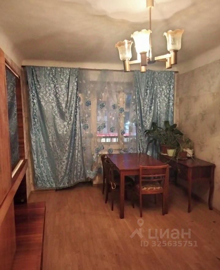 Карла Маркса площадь - 10 №2