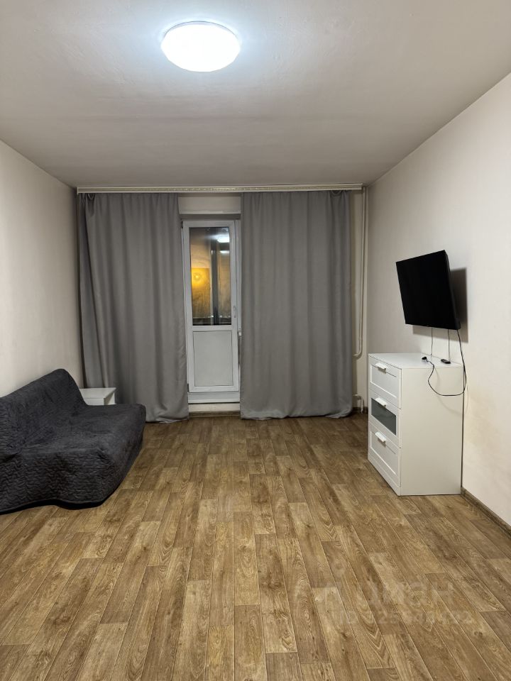 Троллейная - 14 №8