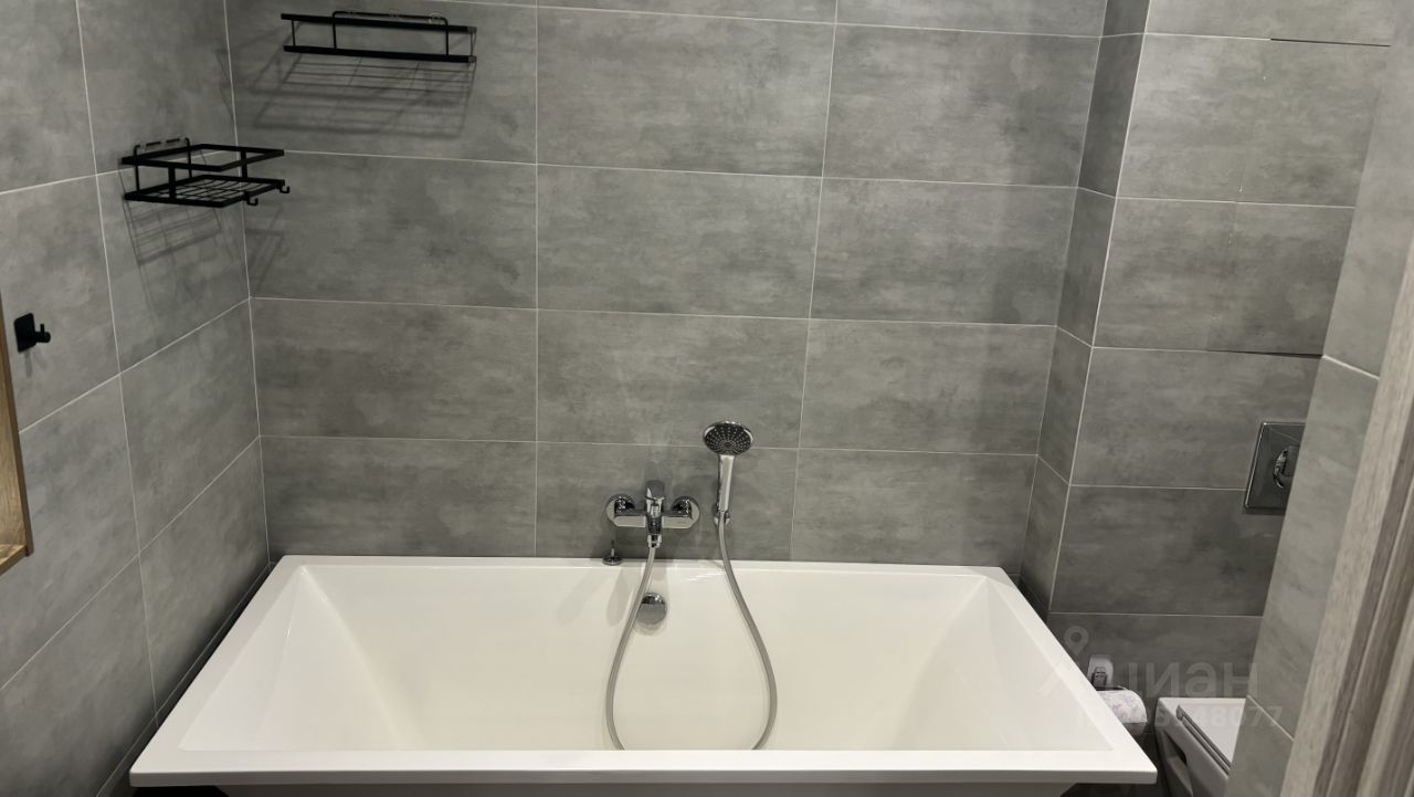 Революции - 6 №18