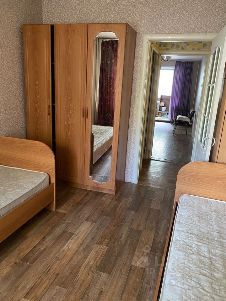 Красный проспект - 128 №1