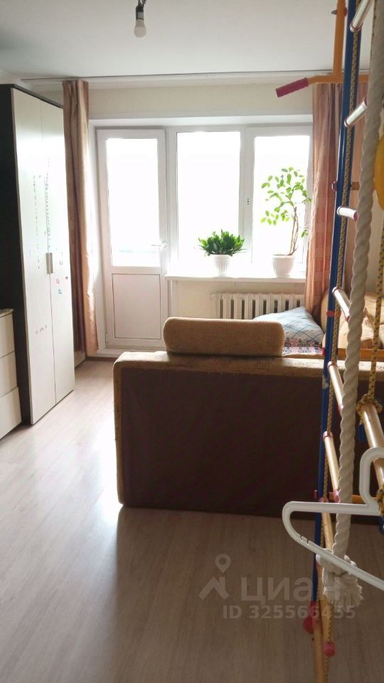 Челюскинцев - 15 №8