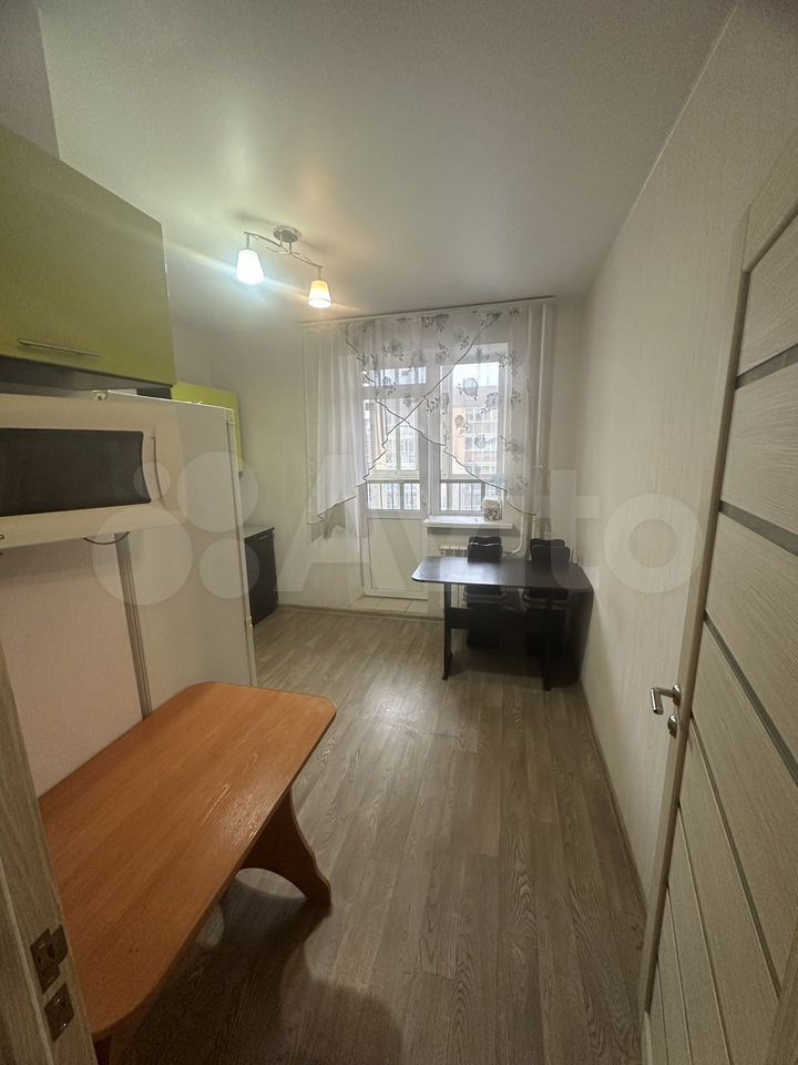 ул. Романтиков, д.18 №1