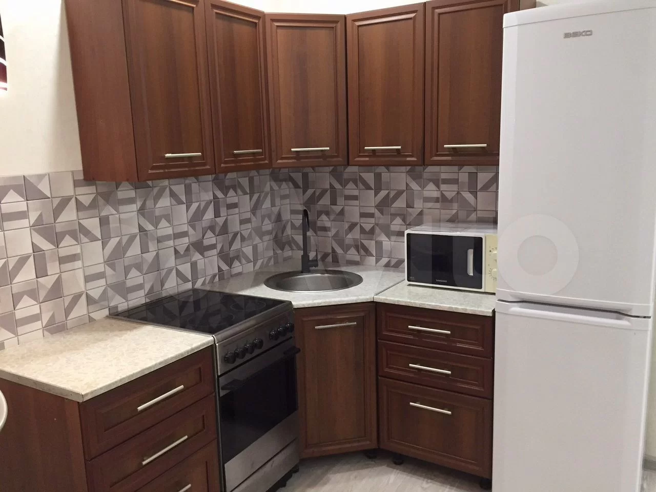 Большевистская - 32/1 №8