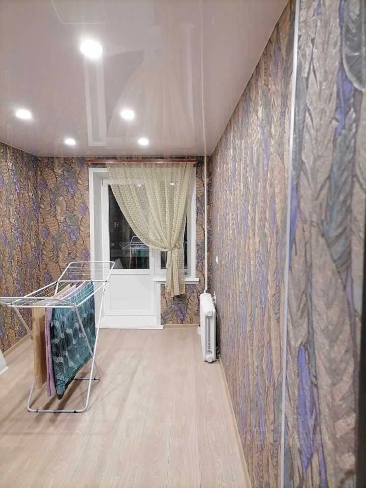 Столетова  - 28 №3