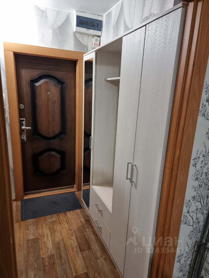 Петухова - 103 №5