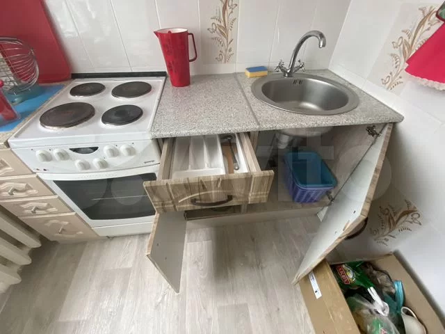 Тихвинская - 6 №1